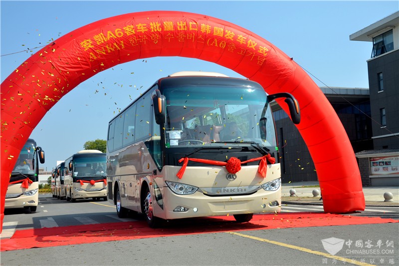 安凱A6客車批量出口韓國(guó)