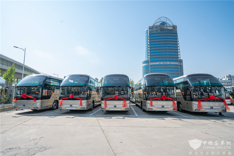 宇通豪華旅游客車再次批量交付青海