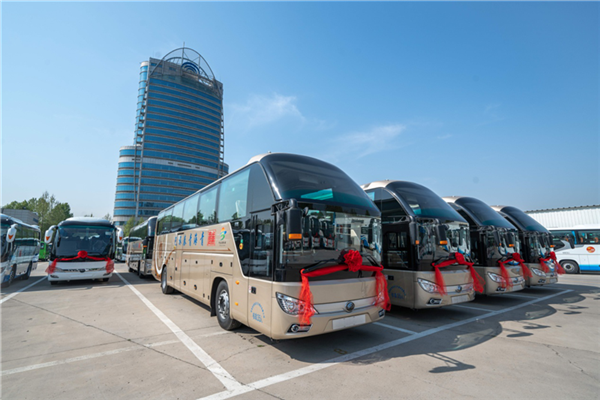 宇通豪華旅游客車再次批量交付青海