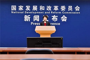 發(fā)改委：今年新能源汽車(chē)產(chǎn)銷(xiāo)有望超過(guò)上年