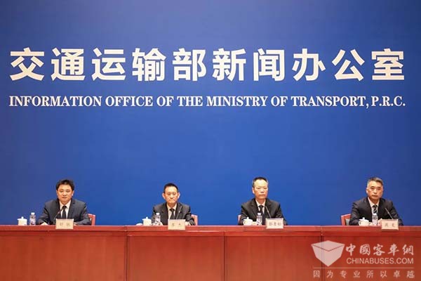 交通運(yùn)輸部 例行新聞發(fā)布會 客運(yùn)站服務(wù)區(qū)防控