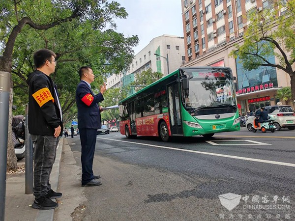 車輛行駛過程 駕駛員 導致矛盾沖突 危及行車安全