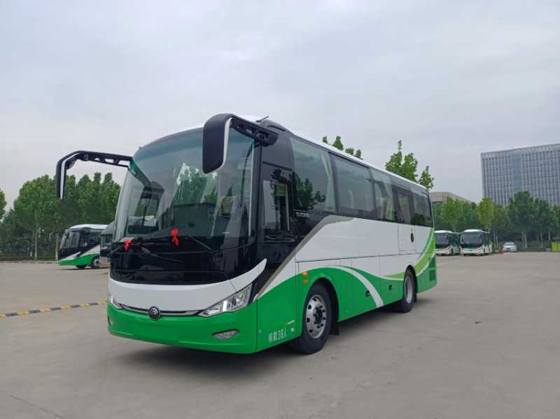 兩臺(tái)國(guó)六38座有公告宇通6907旅游車(chē)