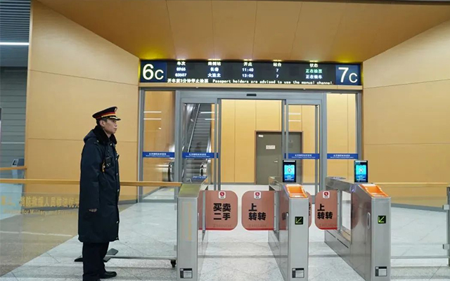 趕火車來不及？北京朝陽站快速進(jìn)站廳幫你忙！