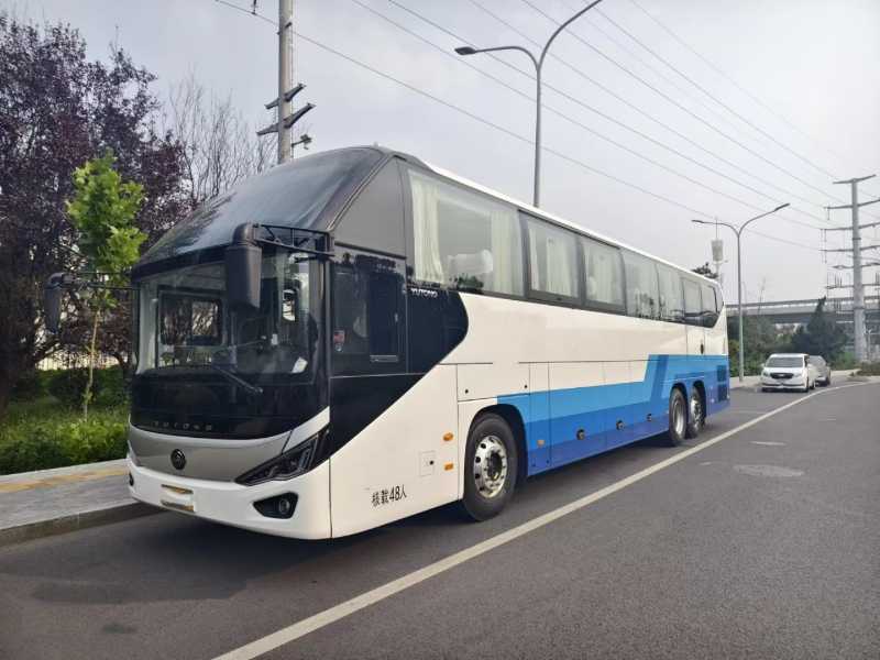 2024年8月上牌多臺國六46座半臥帶衛(wèi)生間司機(jī)臥鋪宇通6137營運(yùn)車