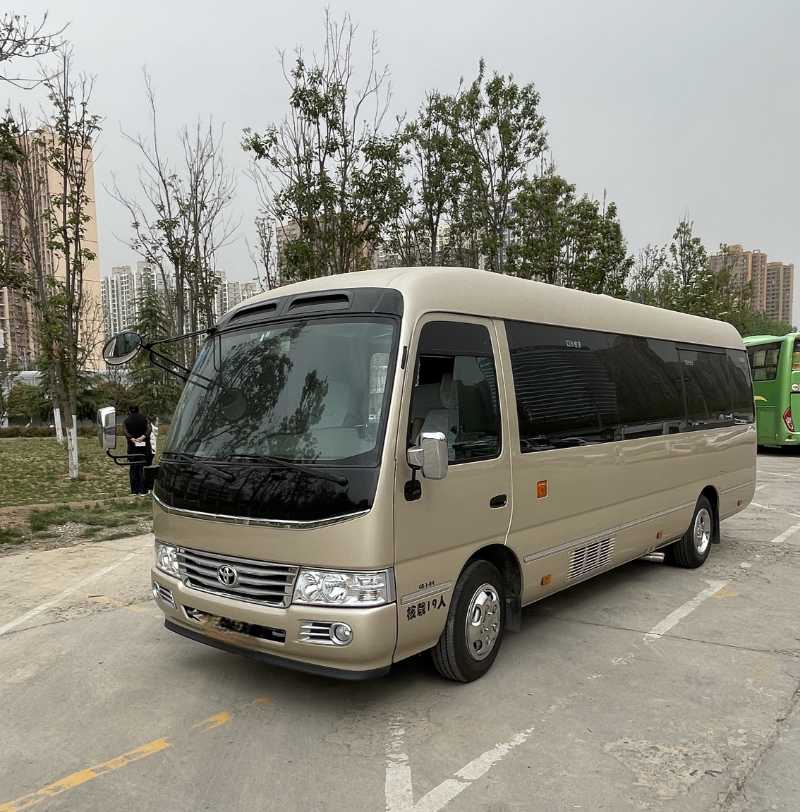 2023年10月 多臺有公告4.0排量19座考斯特旅游車