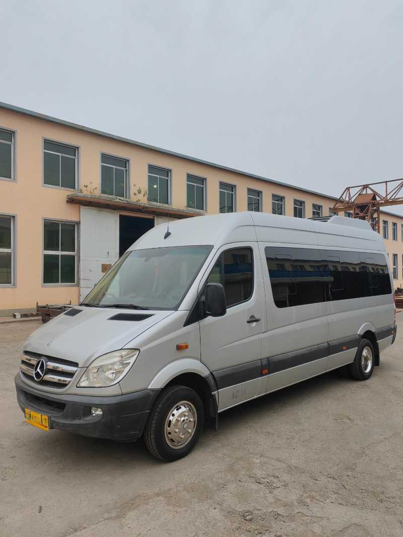 2014年3月 14座非營運有車內氛圍燈奔馳6710商務車