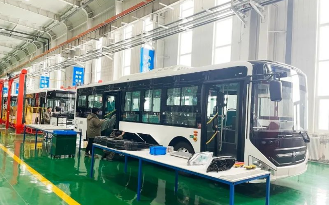 新疆地產(chǎn)純電公交車，計(jì)劃8月投用