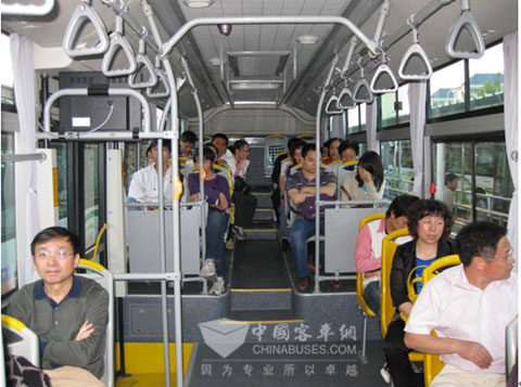 萬象保障服務(wù)   踐行世博理念