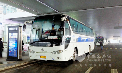 湖南黃花機(jī)場(chǎng)金旅機(jī)場(chǎng)大巴