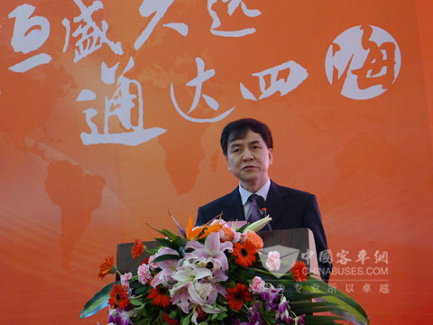 重慶市公共交通控股（集團）有限公司董事長唐棣發(fā)表講話