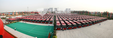 411輛天然氣空調(diào)公交車投入運(yùn)營啟動(dòng)儀式