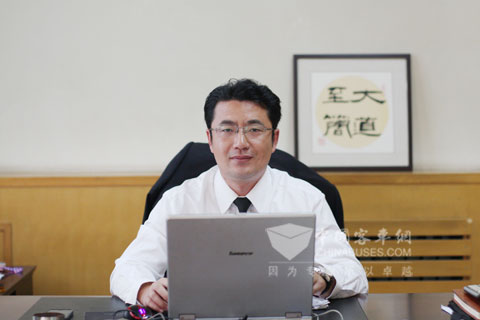 遼寧虎躍旅游客運有限公司總經(jīng)理王旭峰