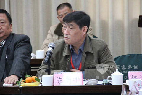 南京長(zhǎng)客集團(tuán)工業(yè)公司辦公室主任陳南平