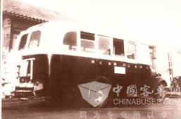 我國(guó)早期的公交車
