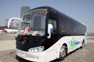 2010上?？蛙囌?-宇通參展車型