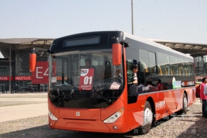 2010上?？蛙囌?-中通參評車型