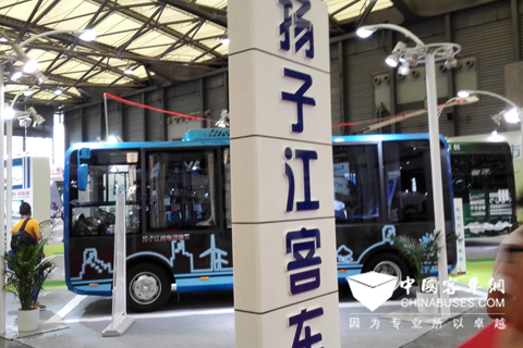 揚(yáng)子江WG6629BEVZ型純電動(dòng)城市客車(chē)