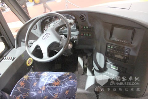 一汽校車CA6900SFD21