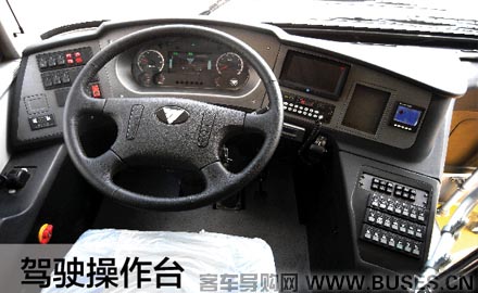 福田歐輝BJ6128EVCA雙層公交車（純電動(dòng)24-68座）