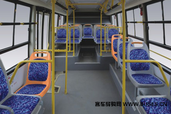 黃海DD6811B01N公交車（天然氣國五15-30座）