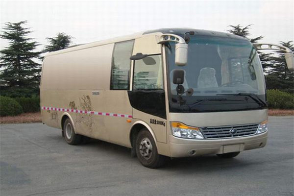 宇通ZK5080XXYN1廂式運(yùn)輸車（天然氣國(guó)五2-6座）