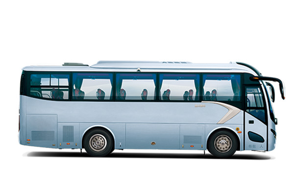 金龍XMQ6821CYBEVL2客車（純電動24-35座）