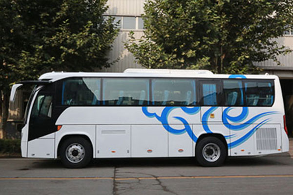 福田歐輝BJ6902U7AHB-3客車（柴油國五24-40座）