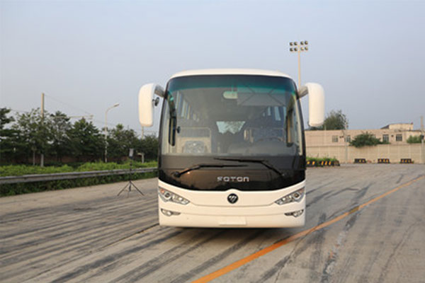 福田歐輝BJ6116EVUA-8客車（純電動(dòng)24-51座）