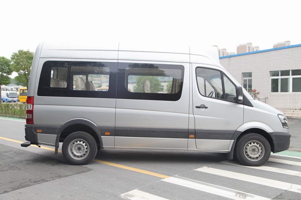 東風(fēng)EQ6600CBEV5公交車（純電動(dòng)10-16座）