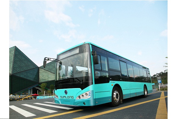 申龍SLK6109ULE0BEVS1公交車（純電動10-31座）