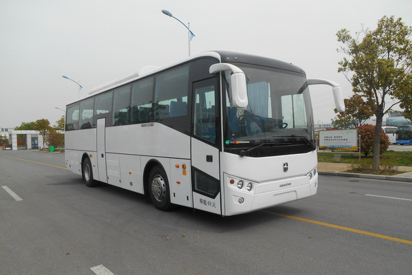 亞星YBL6117HBEV8客車(chē)（純電動(dòng)24-51座）