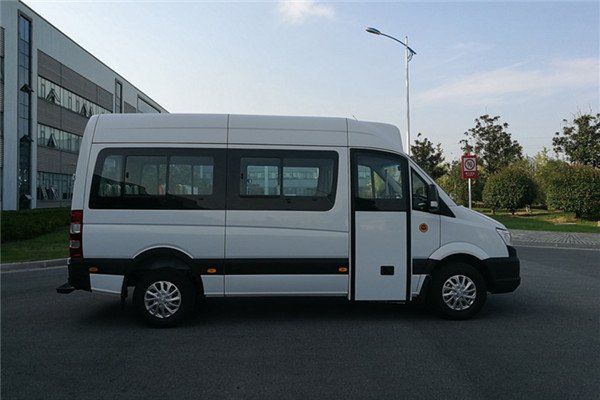 亞星YBL6610GBEV公交車（純電動(dòng)10-16座）