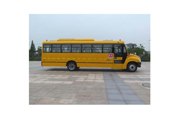 安凱HFF6101KZ5中小學(xué)生專(zhuān)用校車(chē)（柴油國(guó)五24-51座）