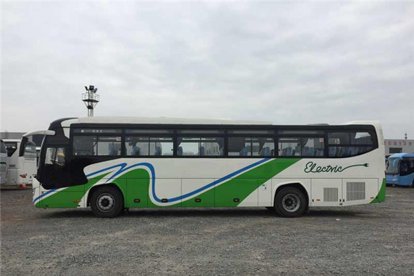 海格KLQ6122ZAE50客車（柴油國五24-72座）