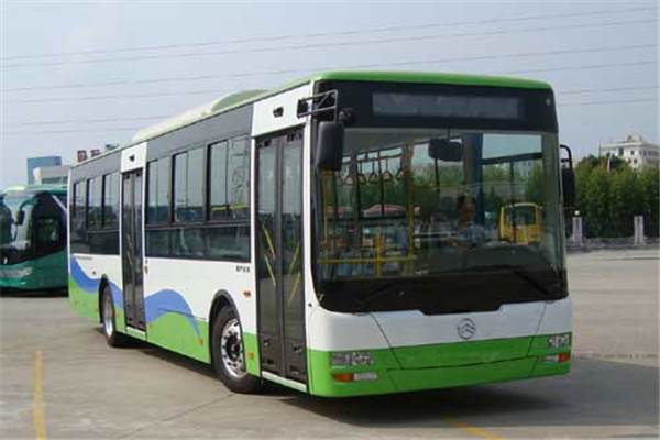 金旅XML6125JEVL0C公交車（純電動10-46座）