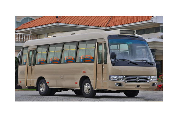 金旅XML6809JEVM0C公交車（純電動10-35座）