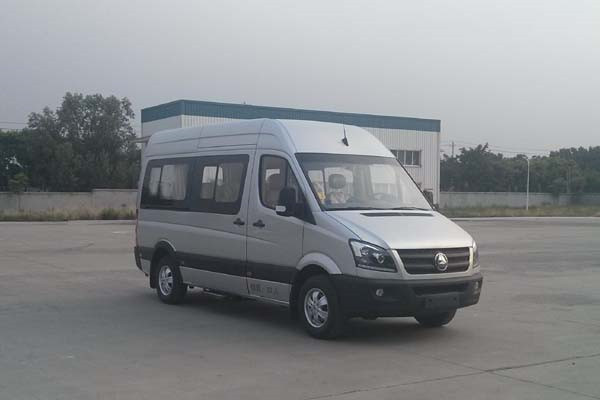 豪沃JK6610HBEVQ2客車（純電動(dòng)10座）