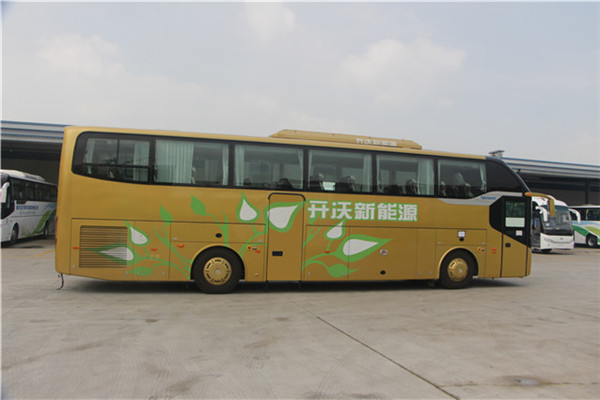 南京金龍NJL6125HEV客車（柴油/電混動國五24-52座）