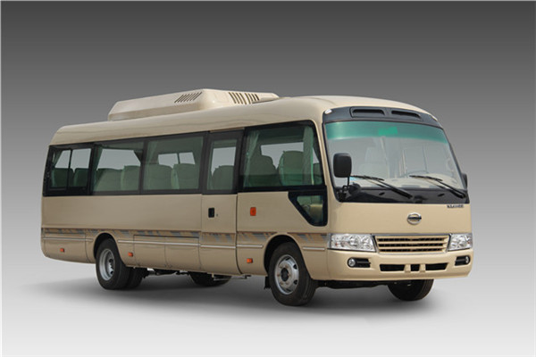 南京金龍NJL6820BEV客車（純電動24-35座）