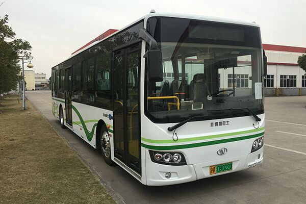 上海萬(wàn)象SXC6120GBEV8公交車（純電動(dòng)10-50座）