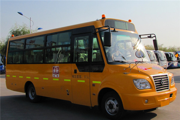 舒馳YTK6750X5小學(xué)生專用校車（柴油國(guó)五24-41座）