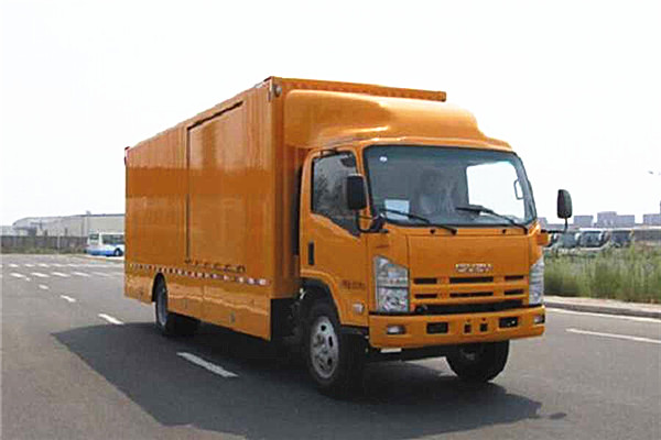 宇通ZK5100XZB5指揮車（柴油國五3座）