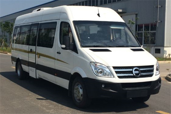 南京金龍NJL6810BEV21客車（純電動10-23座）