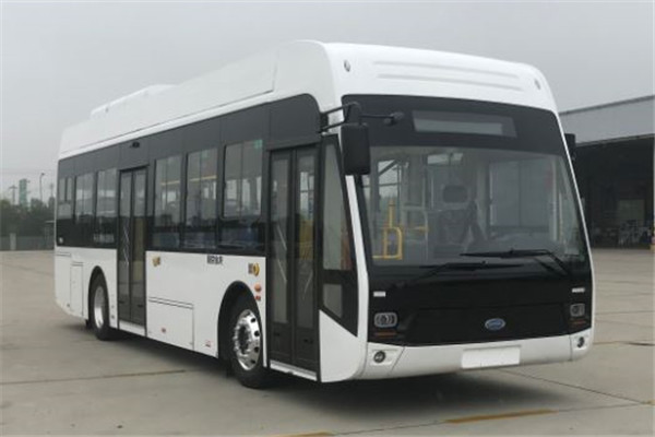 南京金龍NJL6113FCEV公交車（氫燃料電池19-37座）