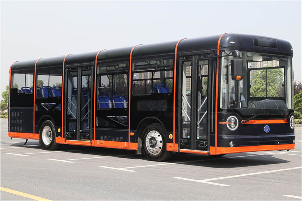 揚(yáng)子江WG6110BEVHR20公交車(chē)（純電動(dòng)24-35座）