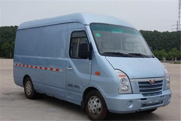 五菱GL5042XXY廂式運(yùn)輸車（柴油國六3座）