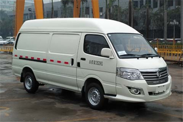 金旅XML5036XXY35廂式運(yùn)輸車（汽油國(guó)五2-5座）