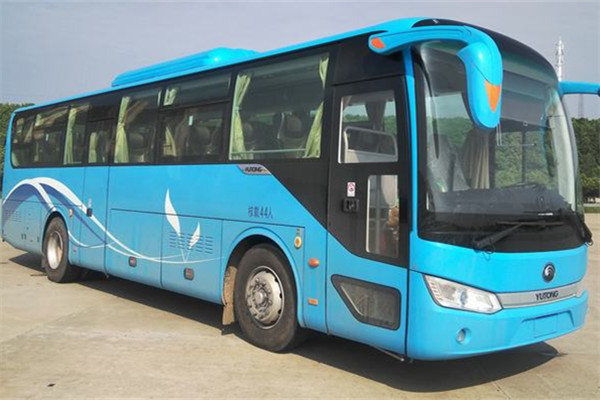 宇通ZK6115BEVY13客車（純電動(dòng)24-48座）