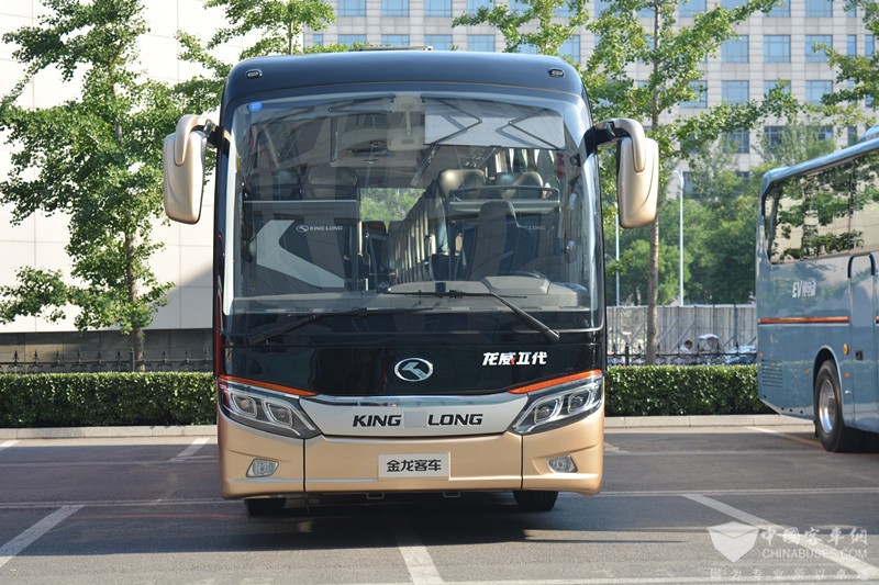 金龍XMQ6127CYD5C客車（柴油國五24-57座）